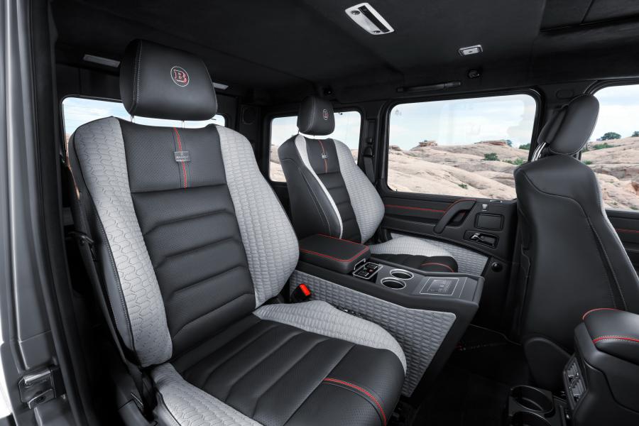 Интерьер Mercedes-Benz G550 Adventure 4x4&sup2; by Brabus (W463) 2017 года  (фото 20 из 64)